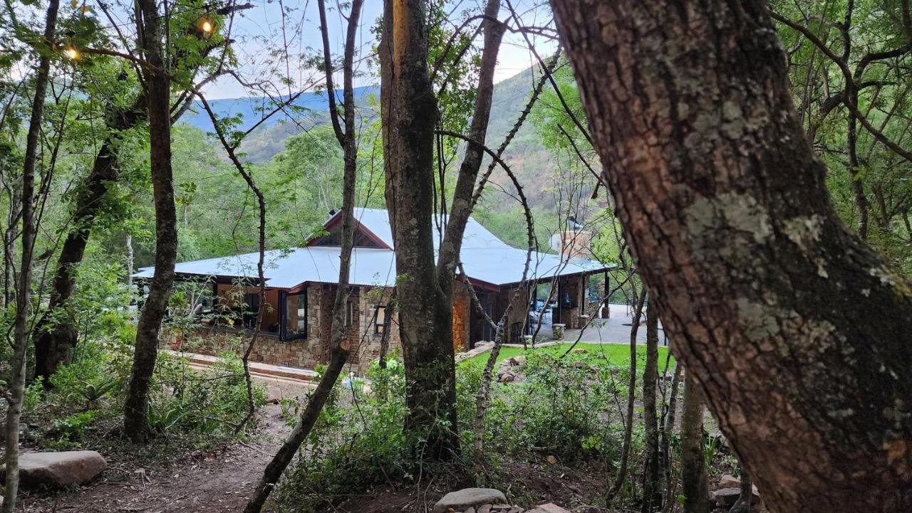 Heysbrook Estate - Luxurious Lodges In A Private Valley Waterval-Onder Экстерьер фото